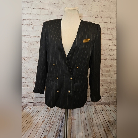 Vtg Sasson Womens Skirt Suit, Size 12 Pinstripes - Picture 2 of 7